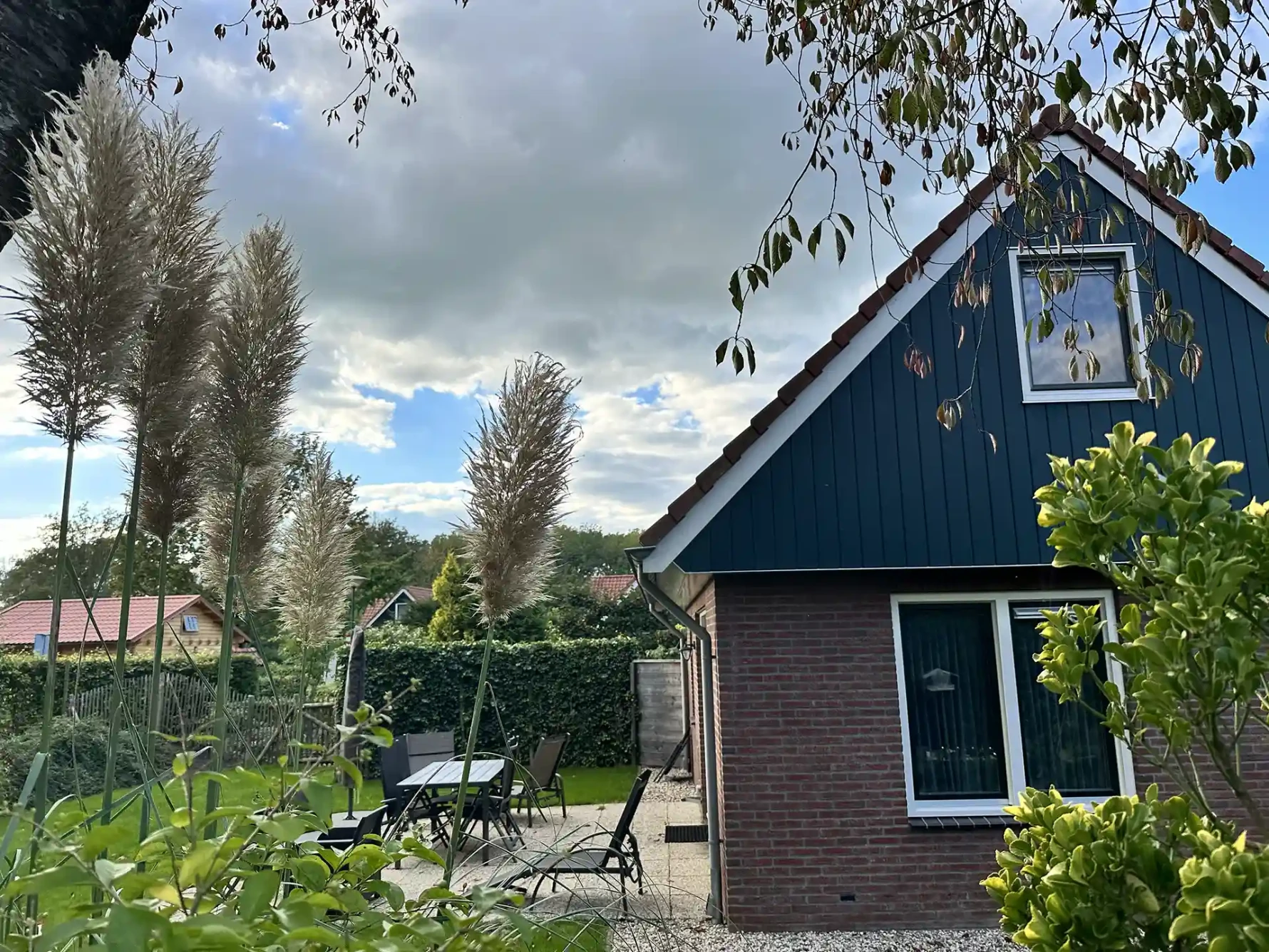 Borboleta – vrijstaand borboleta voor 5 personen, met gratis fietsen, hilgelo, houtkachel, prachtige ligging, midden in de bosrijke natuur.