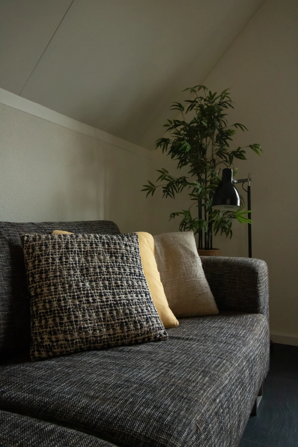 Aurora – vrijstaand aurora voor 5 personen, met houtkachel, prachtige ligging, privacy, midden in de bosrijke natuur.