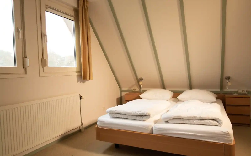 Slaapkamer in Hulze – comfortabele inrichting voor 6 personen, ideaal voor een verblijf in de Achterhoek.