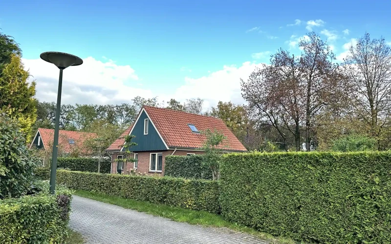 Borboleta – vrijstaand borboleta voor 5 personen, met gratis fietsen, hilgelo, houtkachel, prachtige ligging, midden in de bosrijke natuur.